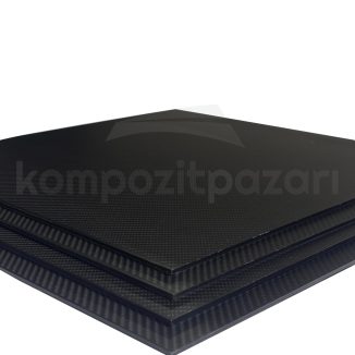 karbon fiber plaka